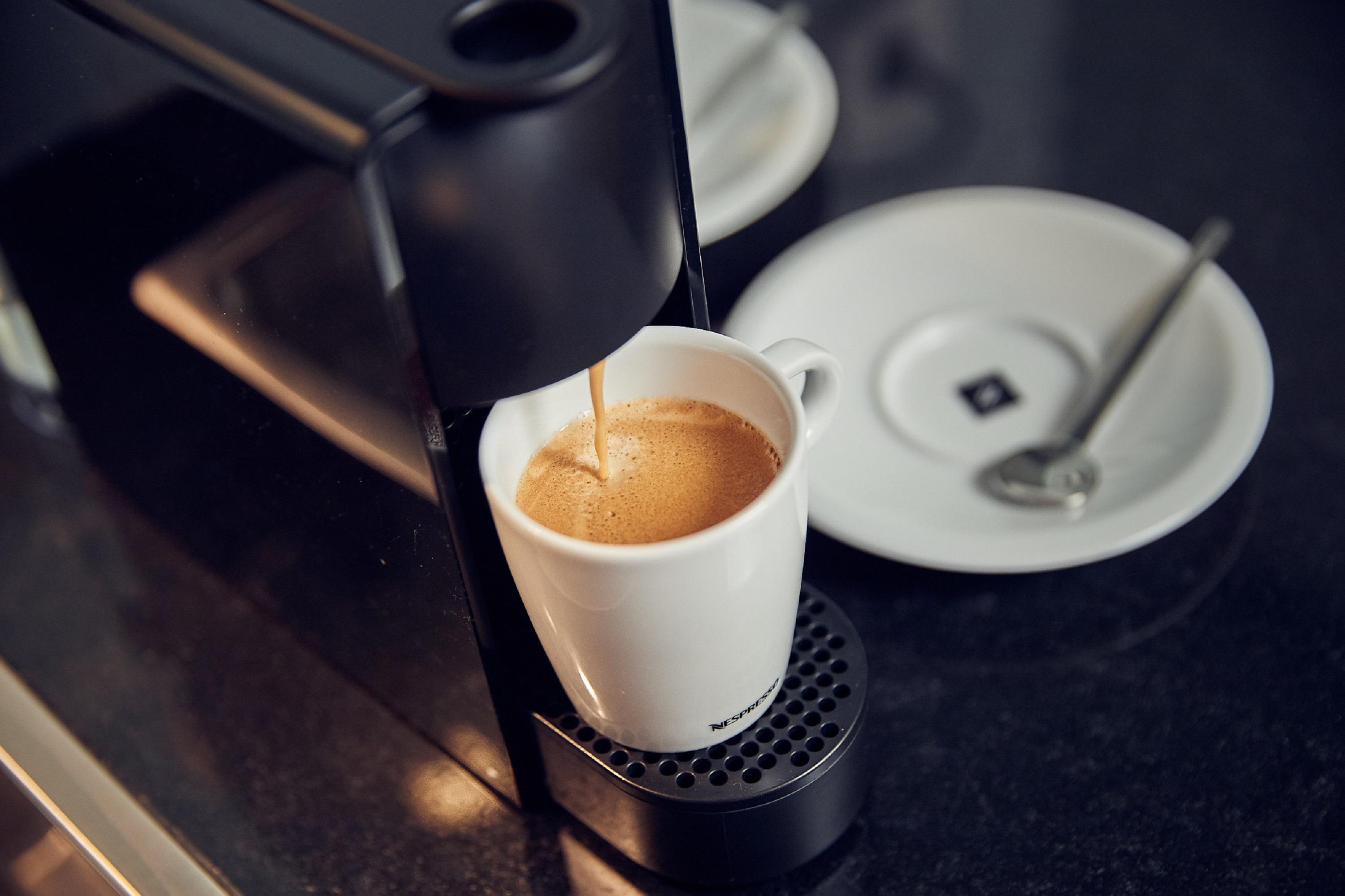 Inntel Hotels Amsterdam Landmark Экстерьер фото A Nespresso coffee machine