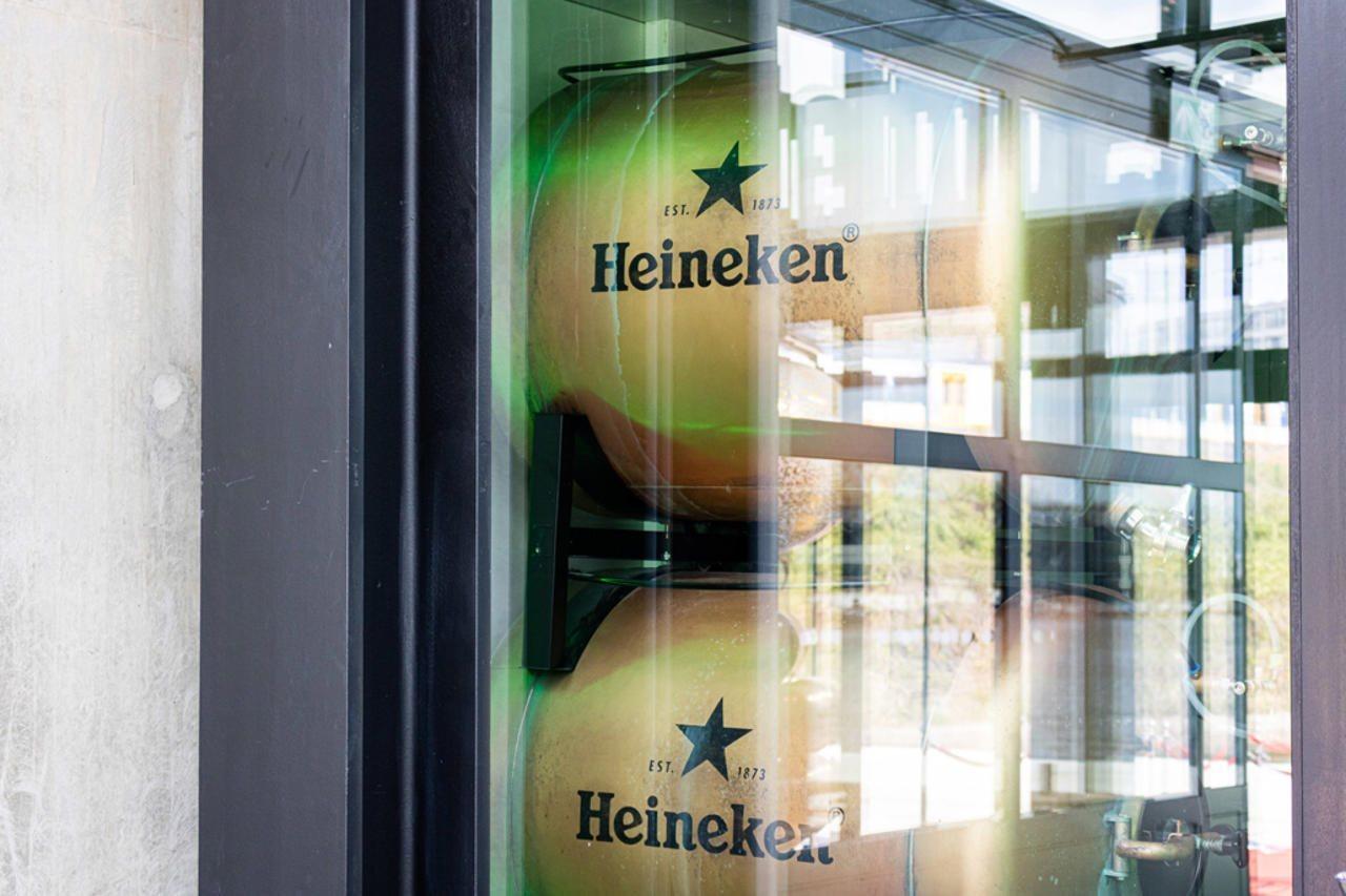 Inntel Hotels Amsterdam Landmark Экстерьер фото Heineken